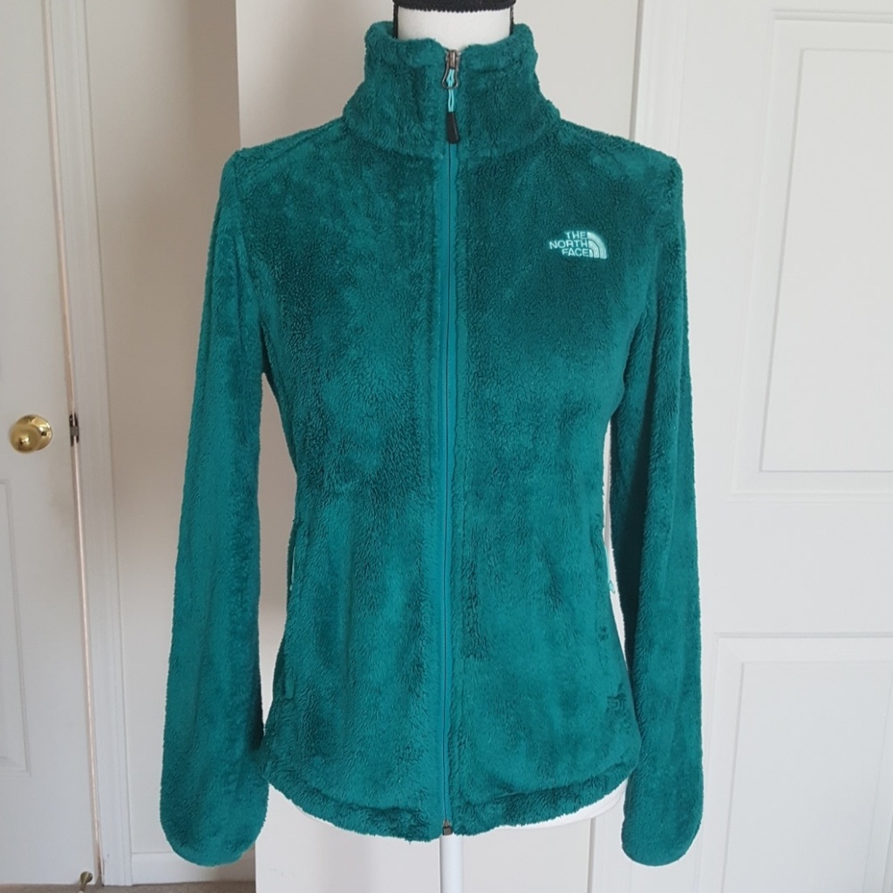 19:08- North Face Fleece Jacket